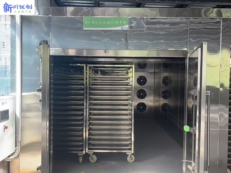 四川甘孜客戶(hù)訂購(gòu)我廠(chǎng)一套純電烘干房