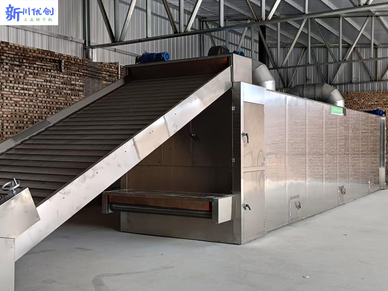 山西客戶(hù)訂購(gòu)我廠(chǎng)一套生物質(zhì)網(wǎng)帶式烘干機(jī)